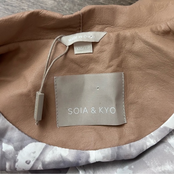 NWOT Soia & Kyo Cascading Open Front Lambskin Leather Jacket in Tan Sz XXS - Picture 10 of 13